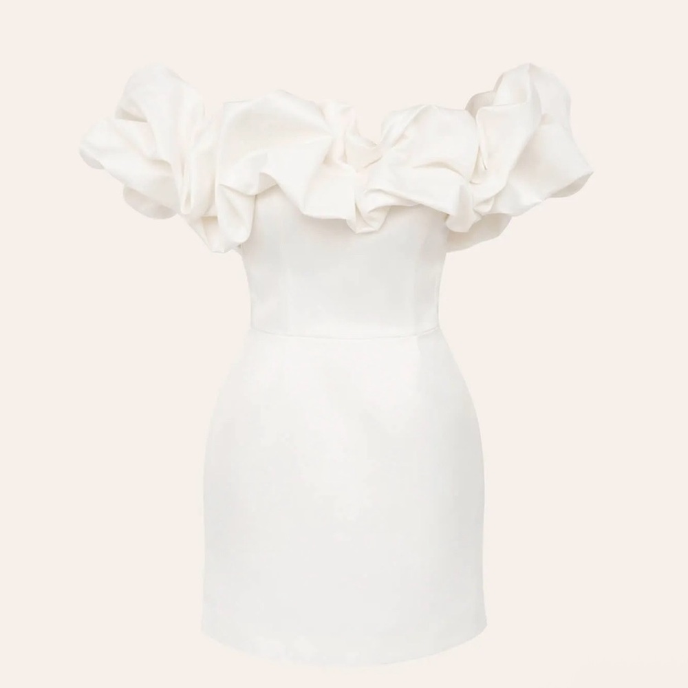 PostMeriden Elegant Cream / white Off-Shoulder Dress Small